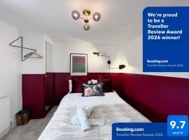 Boutique Double Room in Terrace Home - University Hospital City Centre