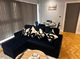 Gorgeous 2 Bedroom City-Centre Apartment B3, High Floor