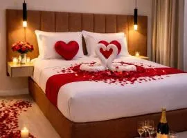 OPULENT OASIS Hotel and Apartments