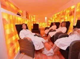 FOREST RETREAT Luxury Villas