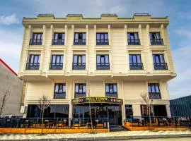 Hilltown Airport Hotel & Restaurant