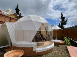 Aranyaka 2 Dome Glamping, &omicron;&rho;&gamma;&alpha;&nu;&omega;&mu;έ&nu;&omicron; &kappa;ά&mu;&pi;&iota;&nu;&gamma;&kappa; &sigma;&epsilon; Panjadakan