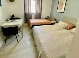 5 min walk to LEGO house-studio 18