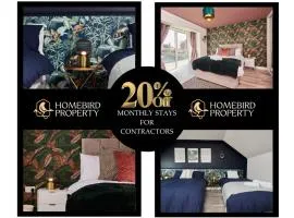 Spacious 4BDR House By Homebird Property Management Short Lets & Serviced Accommodation Leeds With Private Parking & Garden