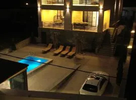 Dilijan Aqualin Villa - Heated pool, sauna and panoramic views