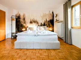 Bergblick & Altbau-Charme I 2 Balkone I aktivCARD - 130 Erlebnisse inklusive I Parkplatz โรงแรมในโบเดนไมส์