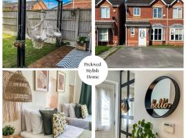 Preloved stylish home Wi-Fi Double driveway, khách sạn ở Kirkby