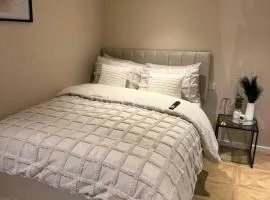 Peaceful En-Suite Double Room in Watford