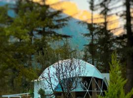 The GlampView Resort, hotell sihtkohas Manāli