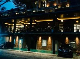 Monaara Leisure - Ella