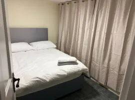 Newbridge Lodge Guest House