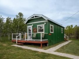 Glacier Springs, A Charming Villa part of Glacier Ridge Vacation Rentals, hotel i Babb