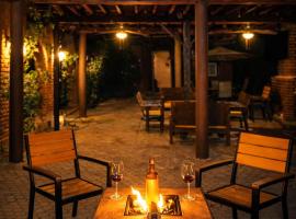 Hotel Flamora-Valle de Gudalupe, hotelli kohteessa Francisco Zarco