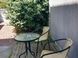 Studio Bx Métropole Eysines A côté du tram