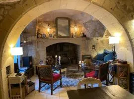 Expérience troglodyte de charme & d'art de vivre