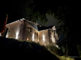 Haus am Erzbach - Ferienwohnung mitten in der Natur, hotel u gradu Eisenerz