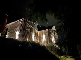 Haus am Erzbach - Ferienwohnung mitten in der Natur