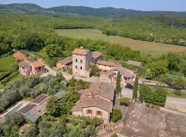 Dimora storica Torre dei Petricci 12 – hotel w mieście Sovicille