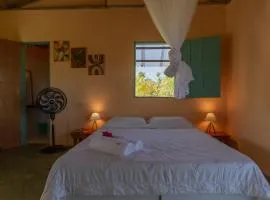 Chalé Pé de Araçá - Massarandupió