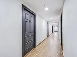 Super Townhouse The Royal Retreat