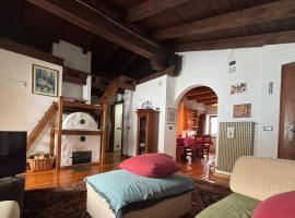 La Mansarda di Laura a Danta, hotel di Danta