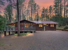 Summers Rest Mountain Cabin in the Pines