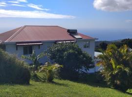 Les Pimentiers de Papaye, hotelli kohteessa Saint-Claude