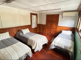 Casa YUCO Hostel - Habitación N5, hotel en San Martín de los Andes
