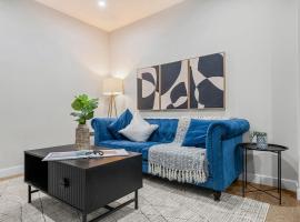 Herron Rise Luxury 1 Bedroom Basement Suite, hotel in Calgary