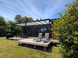 Modern Comfort in Collingwood - Brand New Holiday Home