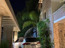 Pinamar centrico, готель у місті Пінамар