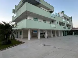 SUNSHINE THE ONE CAIOBÁ com ar condicionado