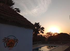 Nyantanto Eco Lodge: Gunjur şehrinde bir otel