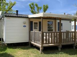 Mobil-home avec Terrasse pour 4 Personnes - API-1-52-1685, Hotel in Arvert