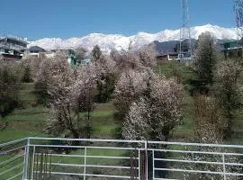 Tranquil Trails Home Stay Naddi Dharmshala 1BHK