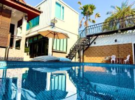 Virawan pool kohlarn วิราวัน พูล รีสอร์ท ที่พักเกาะล้าน, отель в городе Лан