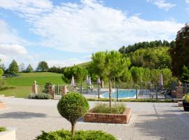 Cascina Castagneto, hotel v destinaci CastellʼAlfero