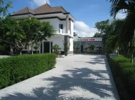 Hoa Sua Motel