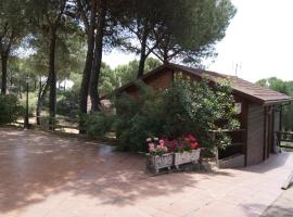 Apartamentos Rurales Sierra Luna, hotel i nærheden af Sierra de Andújar Naturpark, Andújar