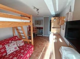 Studio Aussois chaleureux, Hotel in Aussois