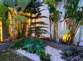 Famuzama Villa, hotel di Krukut