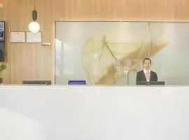 GreenTree Inn Express Taizhou Jiangyan Hardware City