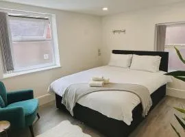 Beacon Apart-Hotel Near Empire Theatre