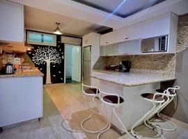 Cozy Apartment San Bernardino Caracas, hotel v mestu Caracas