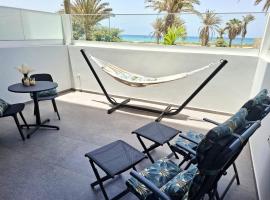 Luxury Lux Studio with Seaview, hotel u gradu 'Santa Maria'