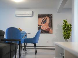 Warm and Welcoming Basement, hotel in Dieppe