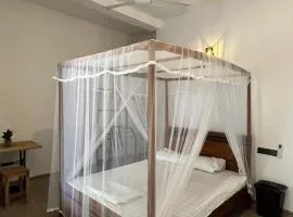 HideWay Guest House Midigama