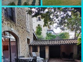 Gîte 1 "Mimosa" aux Magnolias, hotel sa Aubenas