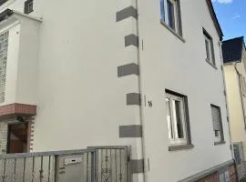 Frankfurt Airport & Fair Apartment