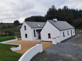 Lisroe Cottage, Hotel in Ennis